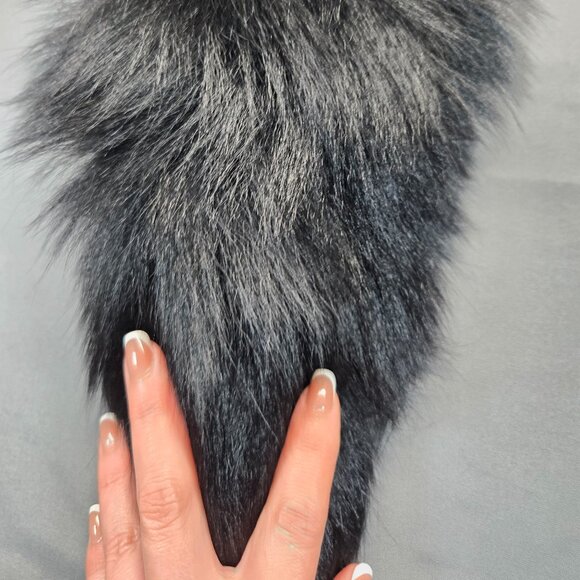 Black Faux Fur Fox Tail Bag Charm Keychain Gold Tone Rhinestone - Picture 7 of 7